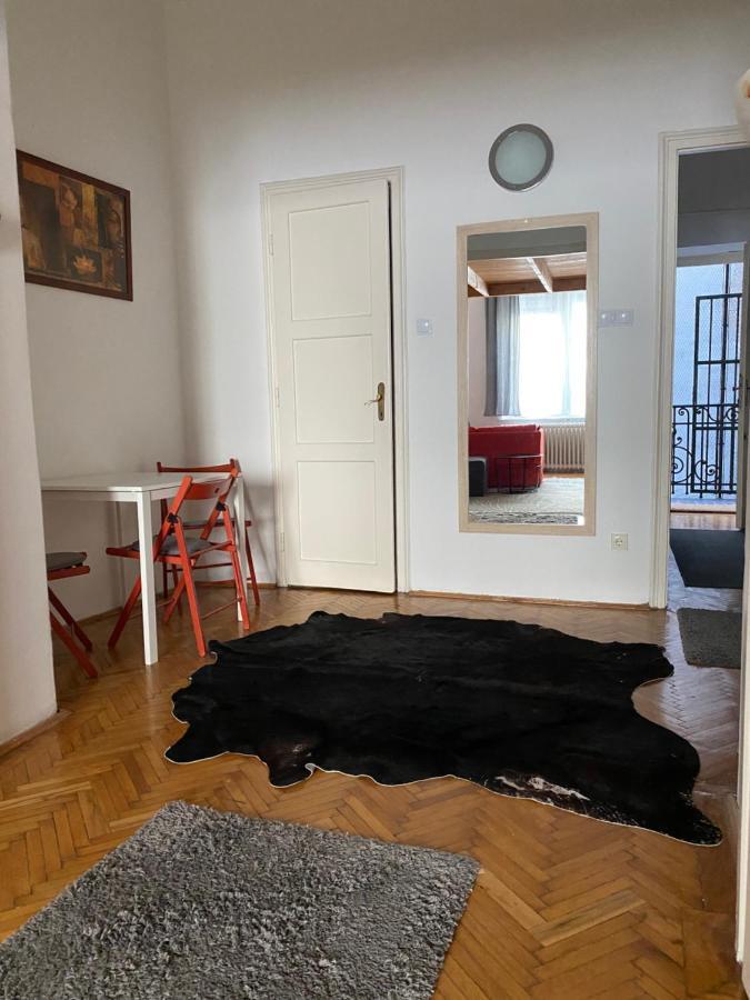 V. District Apartment Budapest Luaran gambar