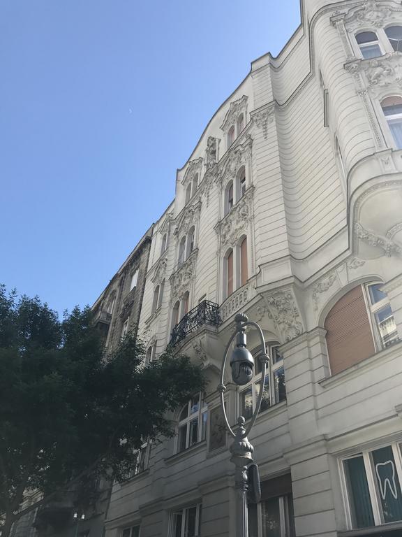 V. District Apartment Budapest Luaran gambar